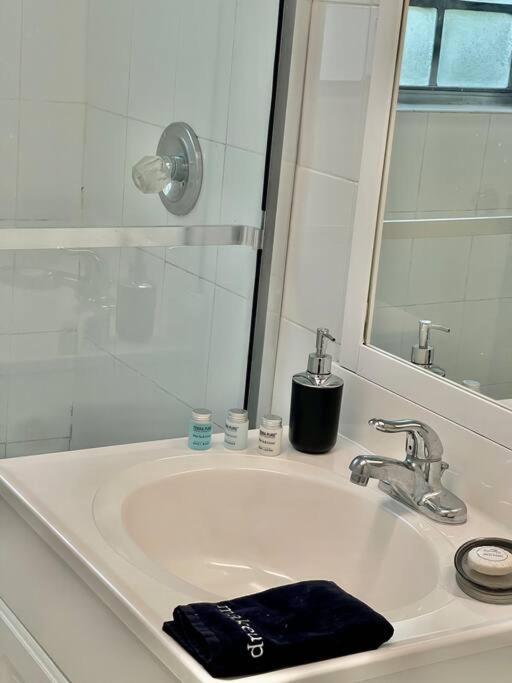 Amazing 5 - Bed Apartments Perfect For A Large Family 발하버 외부 사진